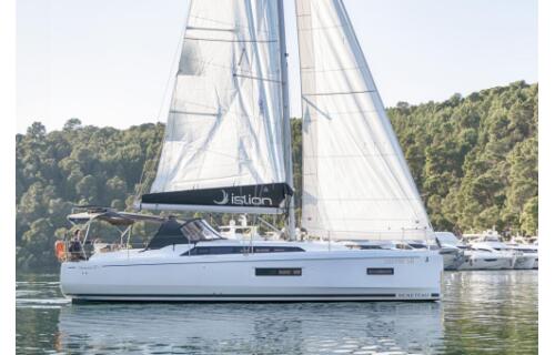 Oceanis 37.1 First Dream