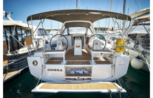 Oceanis 38 Omega