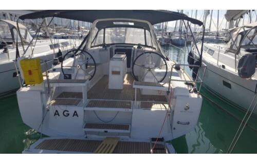 Oceanis 38.1 Aga