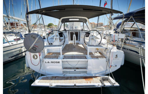 Oceanis 38.1 La Rose