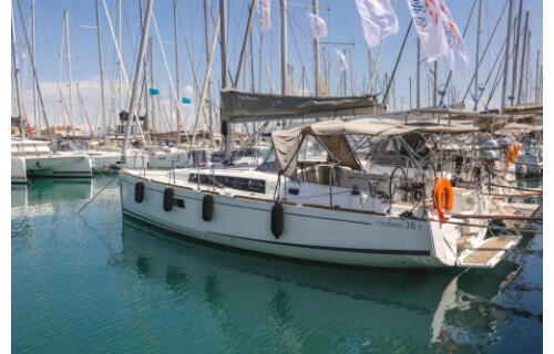 Oceanis 38.1 Elisa