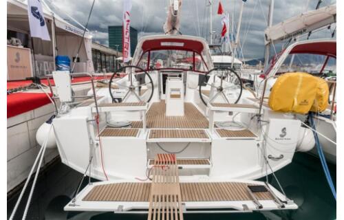 Oceanis 38.1 Majano