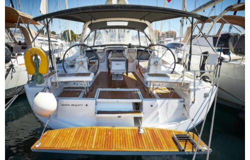 Oceanis 41.1 White Beauty