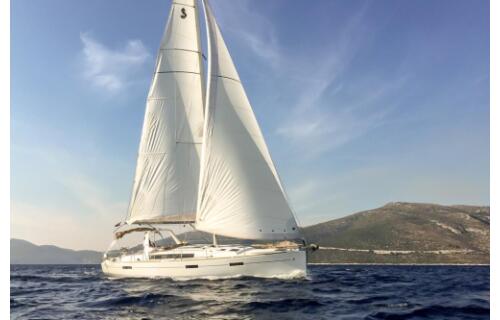 Oceanis 45 Slide