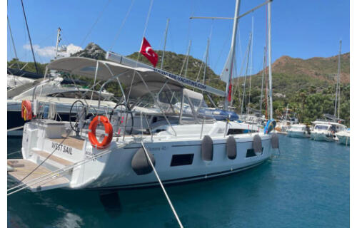 Oceanis 46.1 WEST