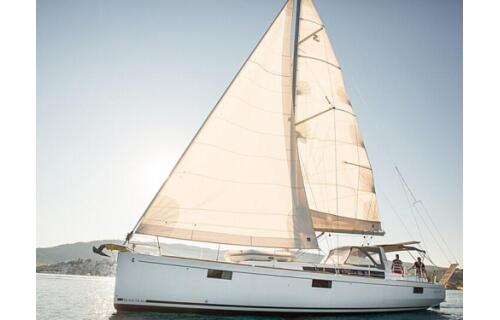 Oceanis 48 Invictus