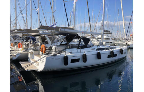 Oceanis 51.1 Salt Water
