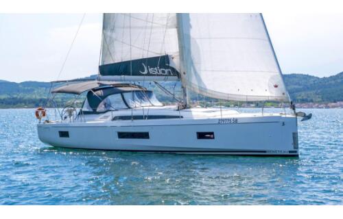 Oceanis 51.1 First Heartbeat