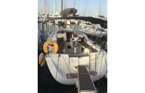 Sun Odyssey 33i Carry On
