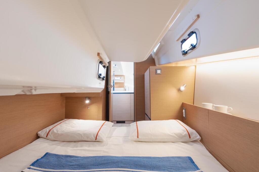 Sun Odyssey 350 NN1