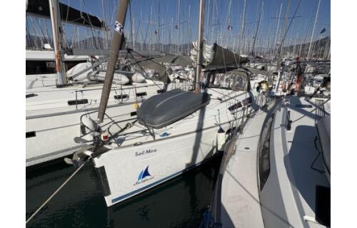 Sun Odyssey 36i Sail Mira