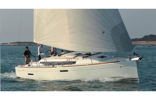 Sun Odyssey 379 b'elli 