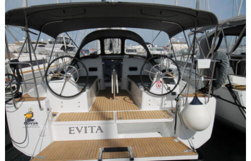 Sun Odyssey 380 Evita