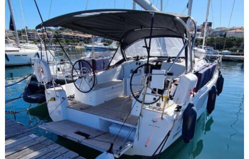 Sun Odyssey 380 Bella Mia