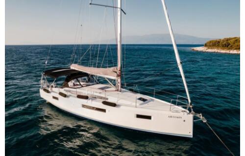 Sun Odyssey 410 Artemis