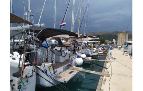 Sun Odyssey 410 Marelli