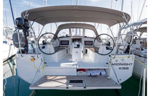 Sun Odyssey 410 Midnight Kiss