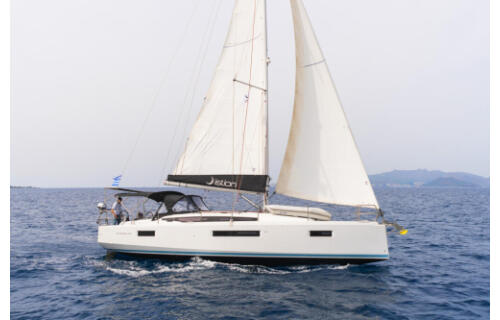 Sun Odyssey 410 Naias