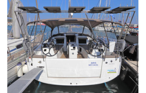 Sun Odyssey 410 Aris