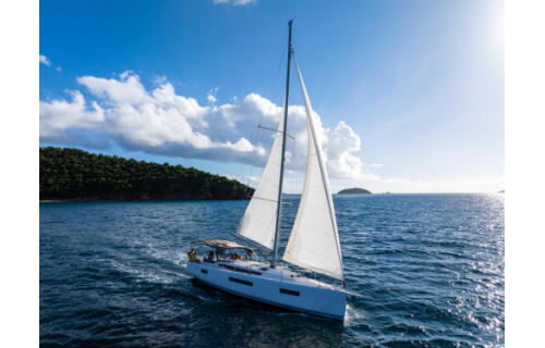 Sun Odyssey 440 Air Guitar