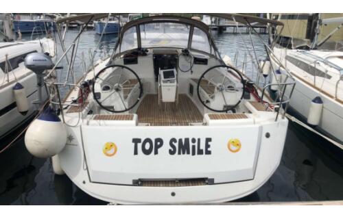 Sun Odyssey 449 Top Smile
