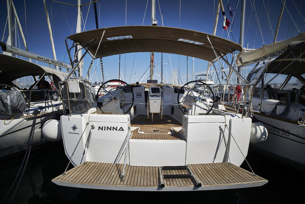 Sun Odyssey 449 Nina