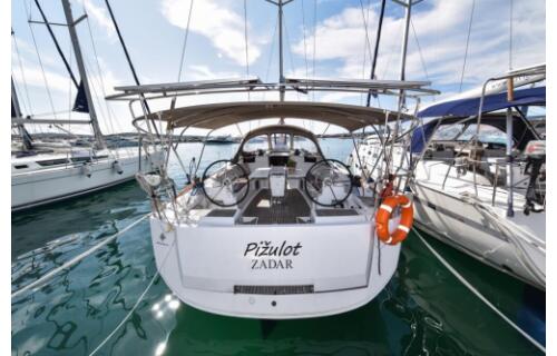 Sun Odyssey 449 Pižulot