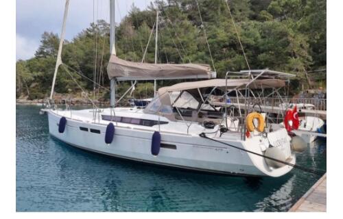 Sun Odyssey 479 Lucky Rain