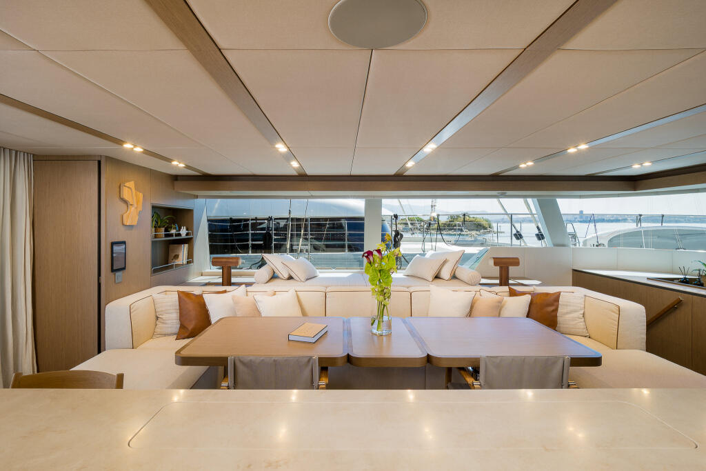 Sunreef 70 Midori